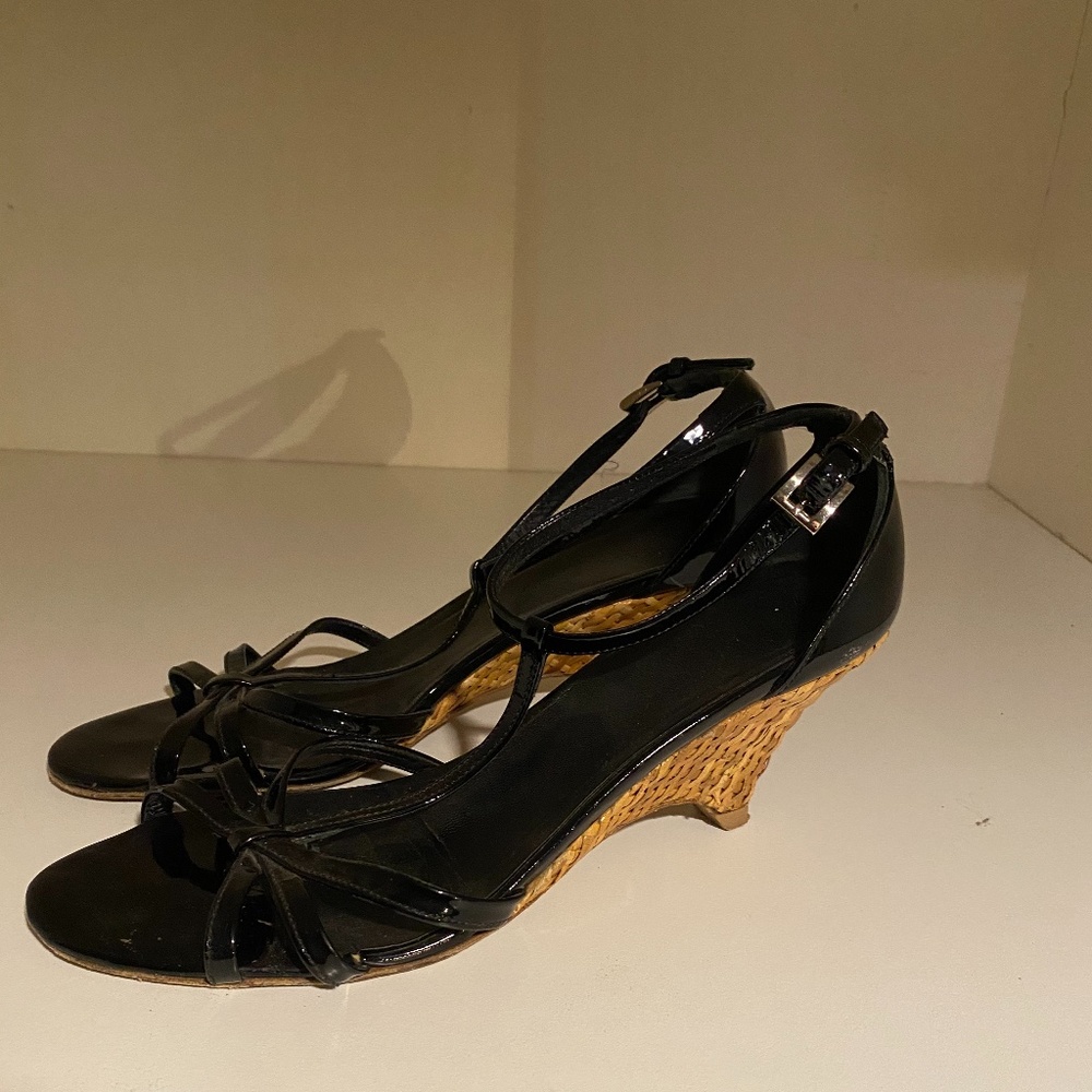 PRADA PATENT WICKER WEDGE SANDALS SIZE 38 1/2